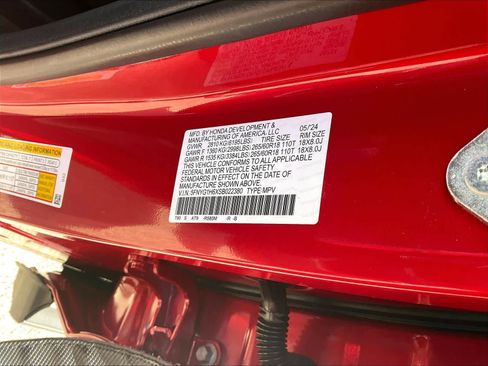 Used 2025 Honda Pilot TrailSport image 35