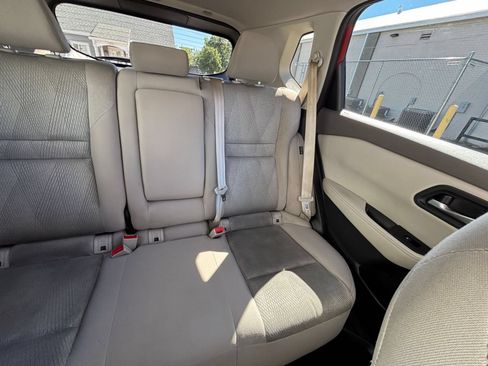 Used 2025 Nissan Rogue SV FWD image 40