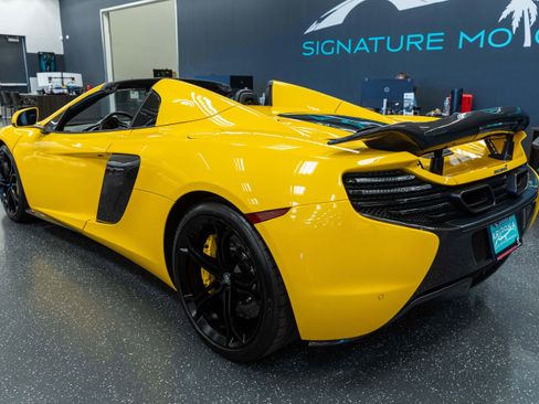 Used 2015 McLaren 650S Spider RWD image 9