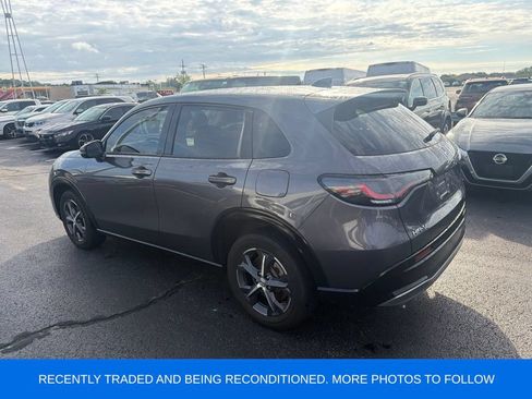 Used 2025 Honda HR-V EX-L image 4