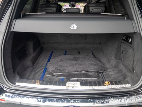 Used 2025 Mercedes-Benz Maybach GLS 600 4MATIC image 21