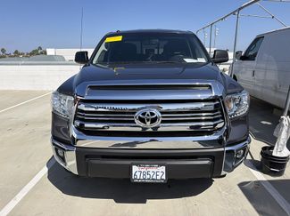 Used 2017 Toyota Tundra SR5 w/ SR5 Upgrade Package RWD video 1