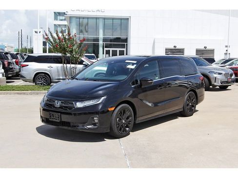 Used 2025 Honda Odyssey Sport-L image 3