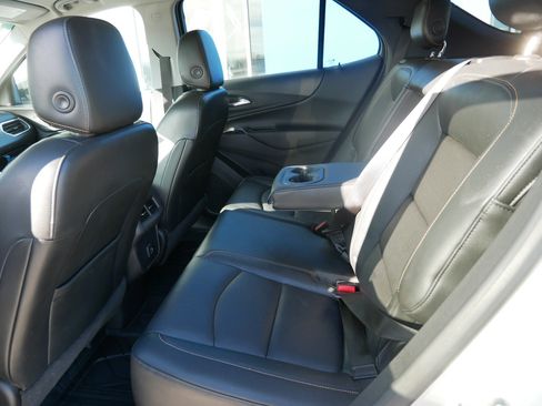 Certified 2020 Chevrolet Equinox LT w/ Sport Edition image 9