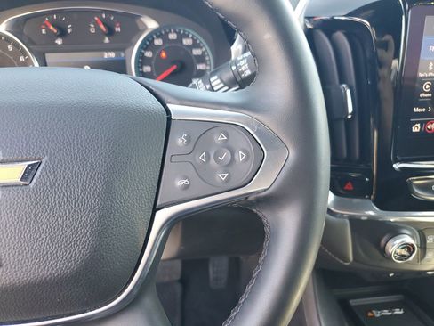 Used 2023 Chevrolet Traverse LT image 26