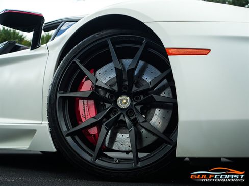 Used 2016 Lamborghini Aventador LP 700-4 image 68