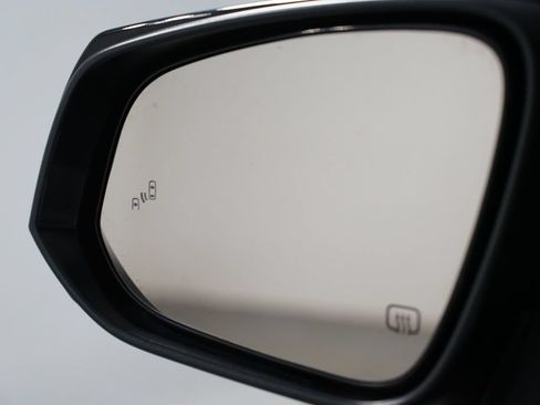 Certified 2024 Toyota Highlander LE FWD image 26