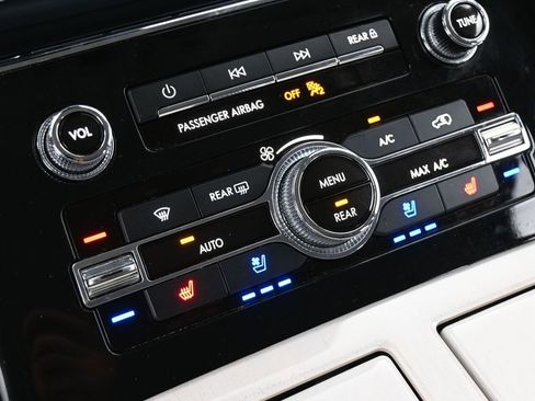 Used 2019 Lincoln Navigator Black Label w/ Cargo Package image 36