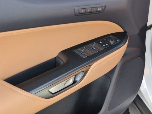 Used 2025 Lexus NX 450h+ AWD w/ Luxury Package image 15
