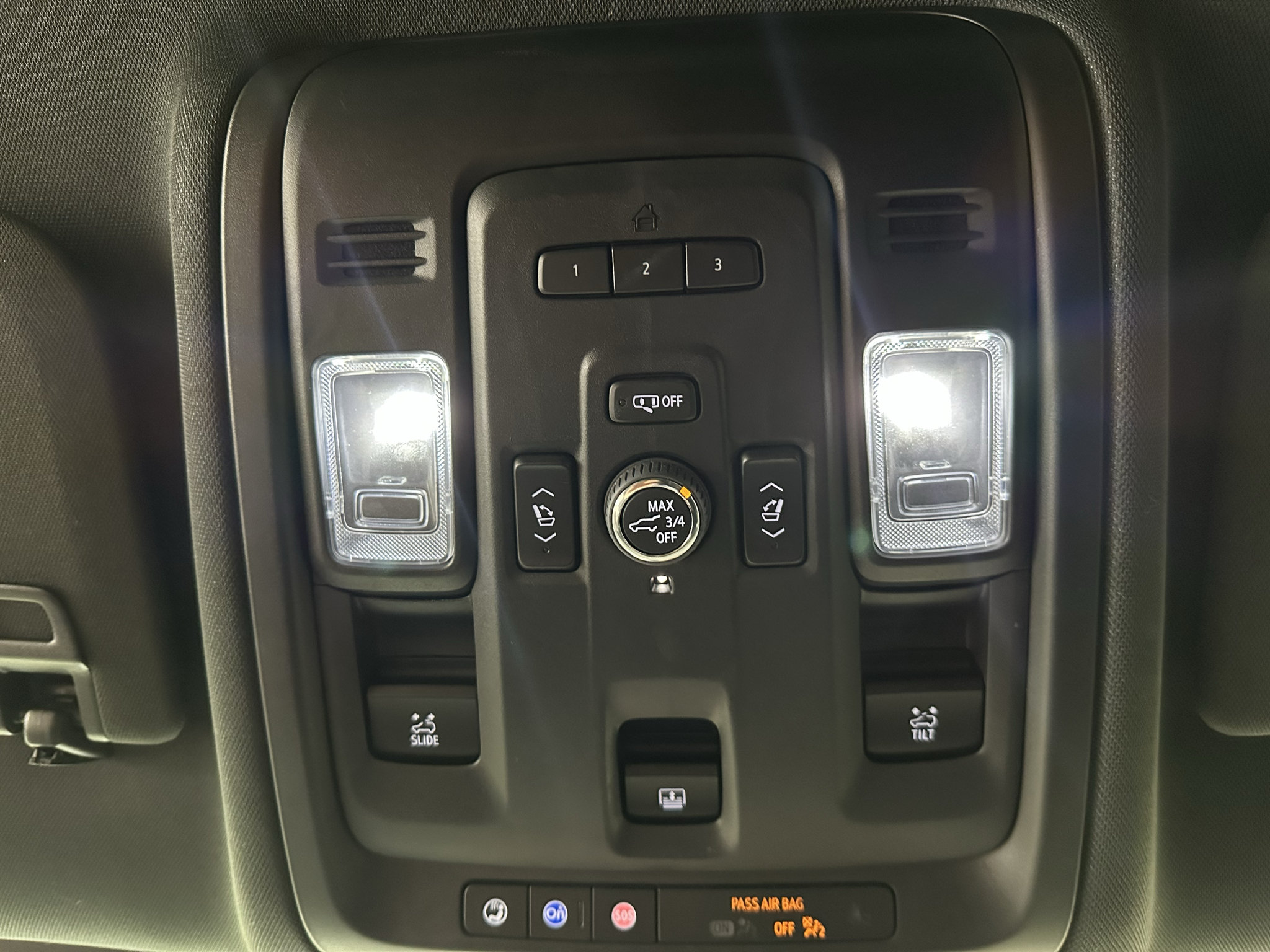Certified 2023 GMC Yukon AT4 w/ Technology Package AWD/4WD image 34