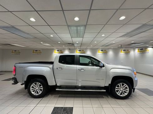 Used 2017 GMC Canyon SLT w/ Driver Alert Package image 3