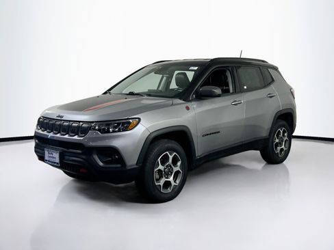 Used 2022 Jeep Compass Trailhawk w/ Trailhawk Convenience Group image 1