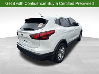 Used 2019 Nissan Rogue Sport S w/ Appearance Package FWD video 2