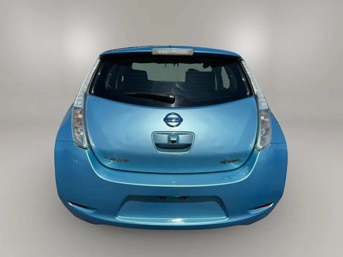 Used 2015 Nissan Leaf SV w/ LED & Quick Charge Package FWD image 10