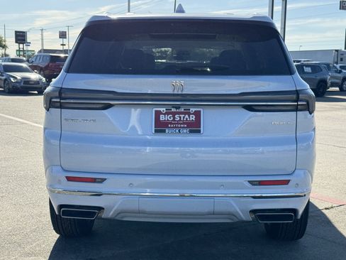 New 2026 Buick Enclave Avenir w/ Super Cruise Package image 9