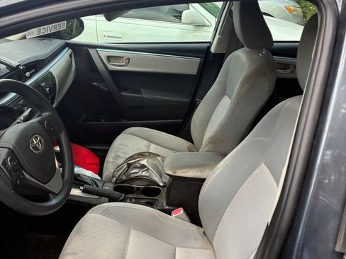 Used 2015 Toyota Corolla LE FWD image 8