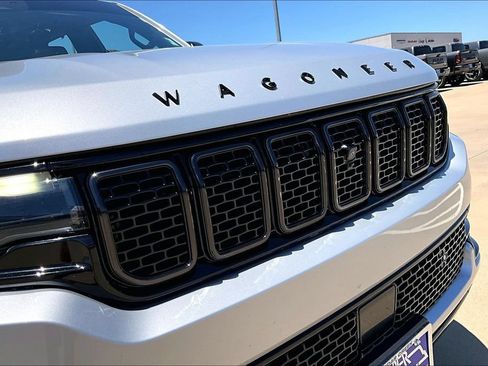 Used 2023 Jeep Wagoneer 2WD w/ Convenience Group I image 31