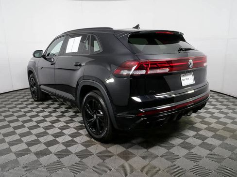 Certified 2025 Volkswagen Atlas Cross Sport SEL R-Line AWD/4WD image 31