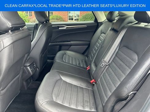 Used 2016 Ford Fusion SE w/ Equipment Group 202A FWD image 15