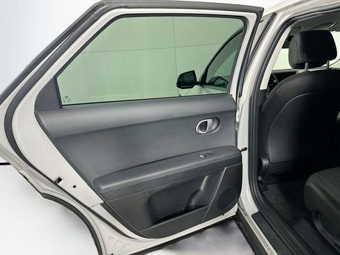 Used 2024 Hyundai Ioniq 5 SE RWD image 26