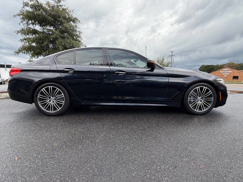 Used 2018 BMW 530i xDrive 530i xDrive AWD 4dr Sedan image 4
