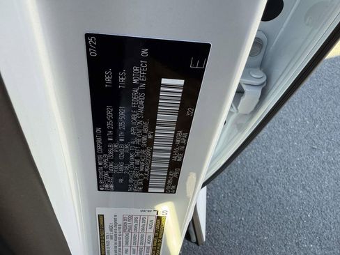 New 2025 Lexus RX 450h Luxury image 21