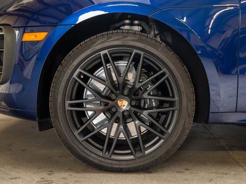 Certified 2023 Porsche Macan GTS AWD/4WD image 21