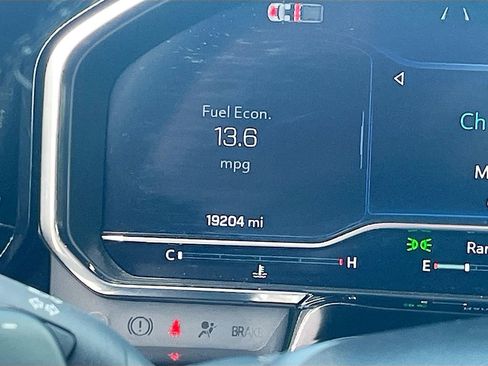 Used 2024 Chevrolet Silverado 1500 LT Trail Boss w/ Convenience Package II image 12