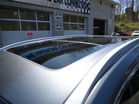 Used 2023 Nissan Rogue Platinum w/ Platinum Premium Package AWD/4WD image 11