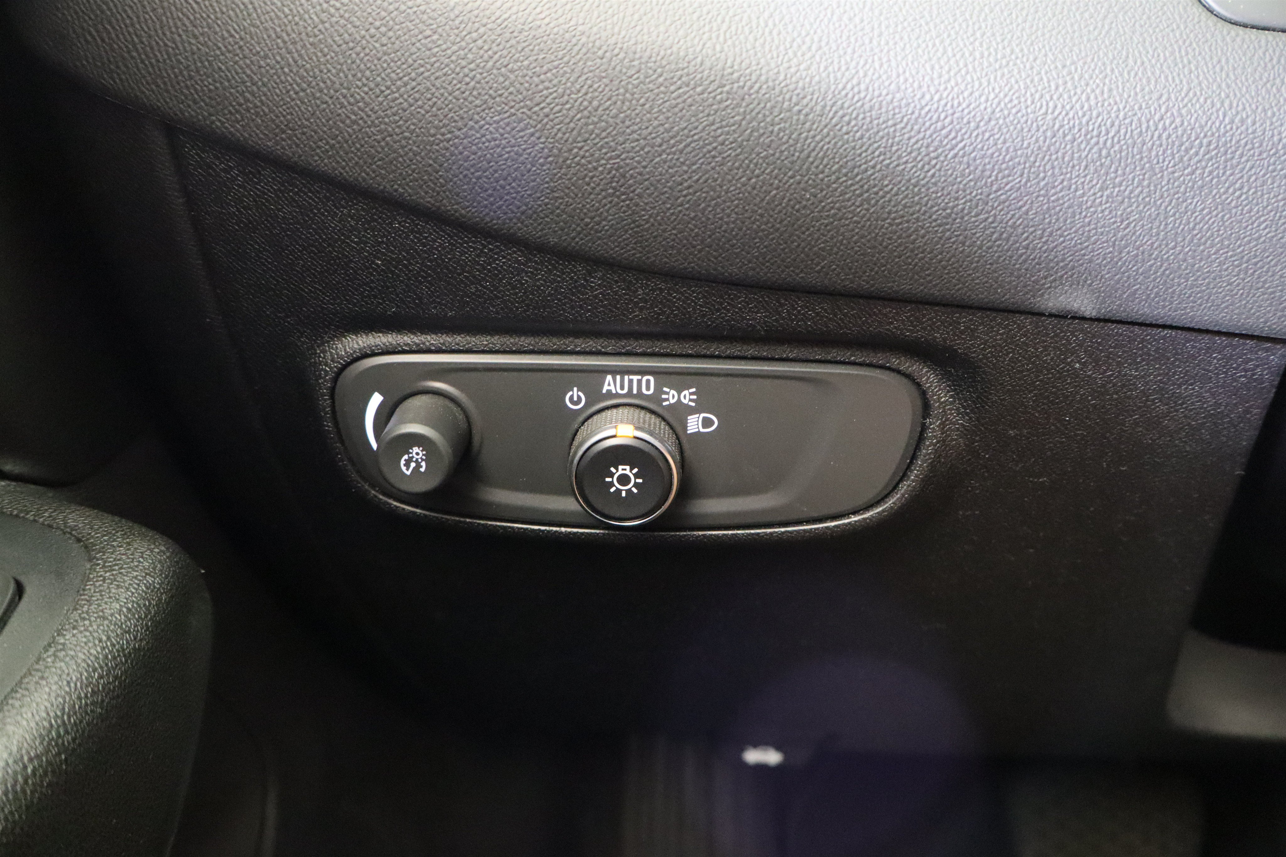 Used 2019 Chevrolet Equinox LT FWD image 33