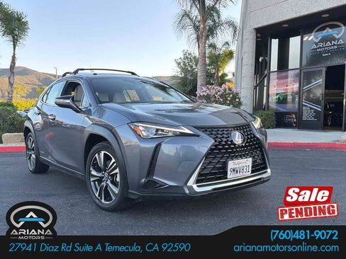 Used 2019 Lexus UX 250h w/ Premium Package AWD/4WD image 1