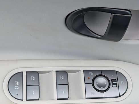 New 2026 Hyundai Ioniq 5 Limited image 13