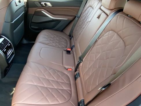 Used 2026 BMW X5 sDrive40i w/ M Sport Package RWD image 17