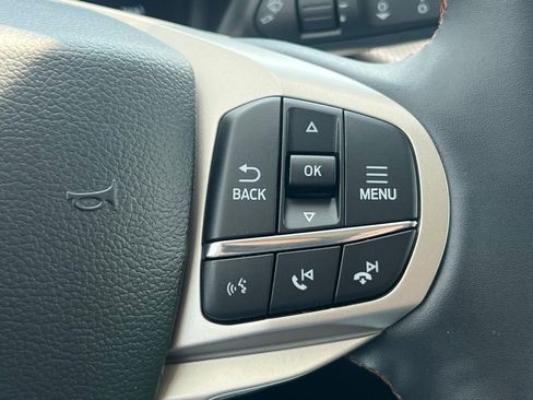 New 2025 Ford Explorer Active w/ Active Comfort Package image 36