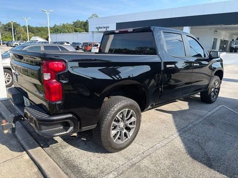 Used 2024 Chevrolet Silverado 1500 Custom Trail Boss AWD/4WD image 6