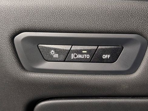 Used 2025 BMW X5 xDrive40i w/ M Sport Package image 35