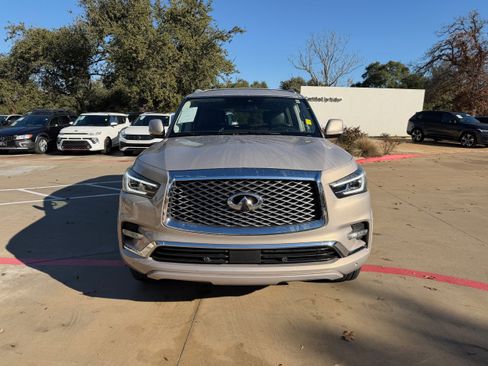 Used 2019 INFINITI QX80 Luxe w/ 22" Wheel Package image 8