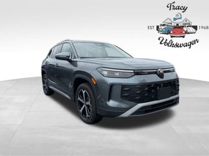 New 2026 Volkswagen Tiguan SE