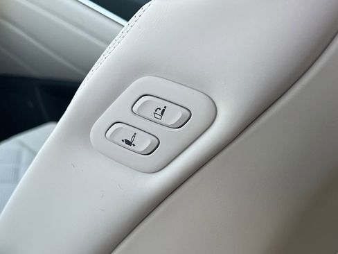New 2026 Genesis GV80 3.5T Prestige AWD/4WD image 18