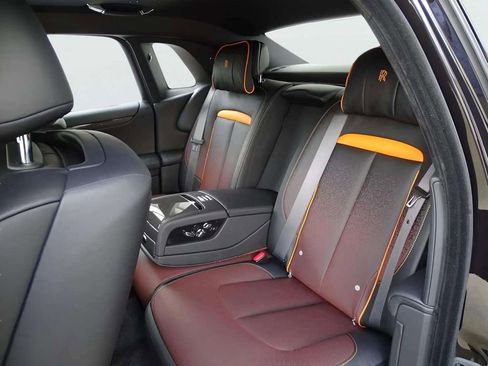 Used 2024 Rolls-Royce Ghost Black Badge w/ Black Badge Ghost Package image 11