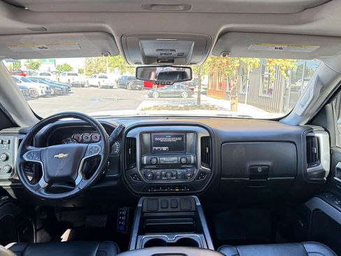 Used 2017 Chevrolet Silverado 1500 LTZ Z71 w/ LTZ Plus Package AWD/4WD image 13
