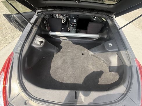 Used 2016 Nissan 370Z Coupe RWD image 7