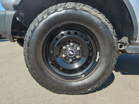 Certified 2023 Ford Bronco Black Diamond AWD/4WD image 10