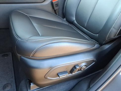 New 2025 Jeep Grand Cherokee Limited image 17