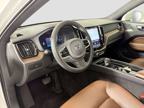 Certified 2023 Volvo XC60 B5 Plus w/ Protection Package Premier FWD image 10