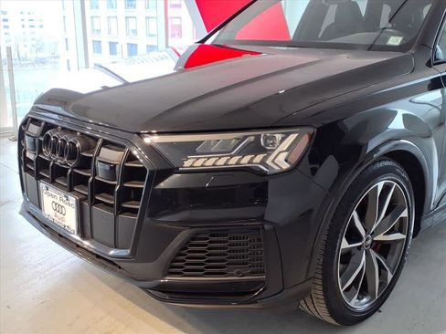 Used 2023 Audi SQ7 Premium Plus w/ Executive Package image 7