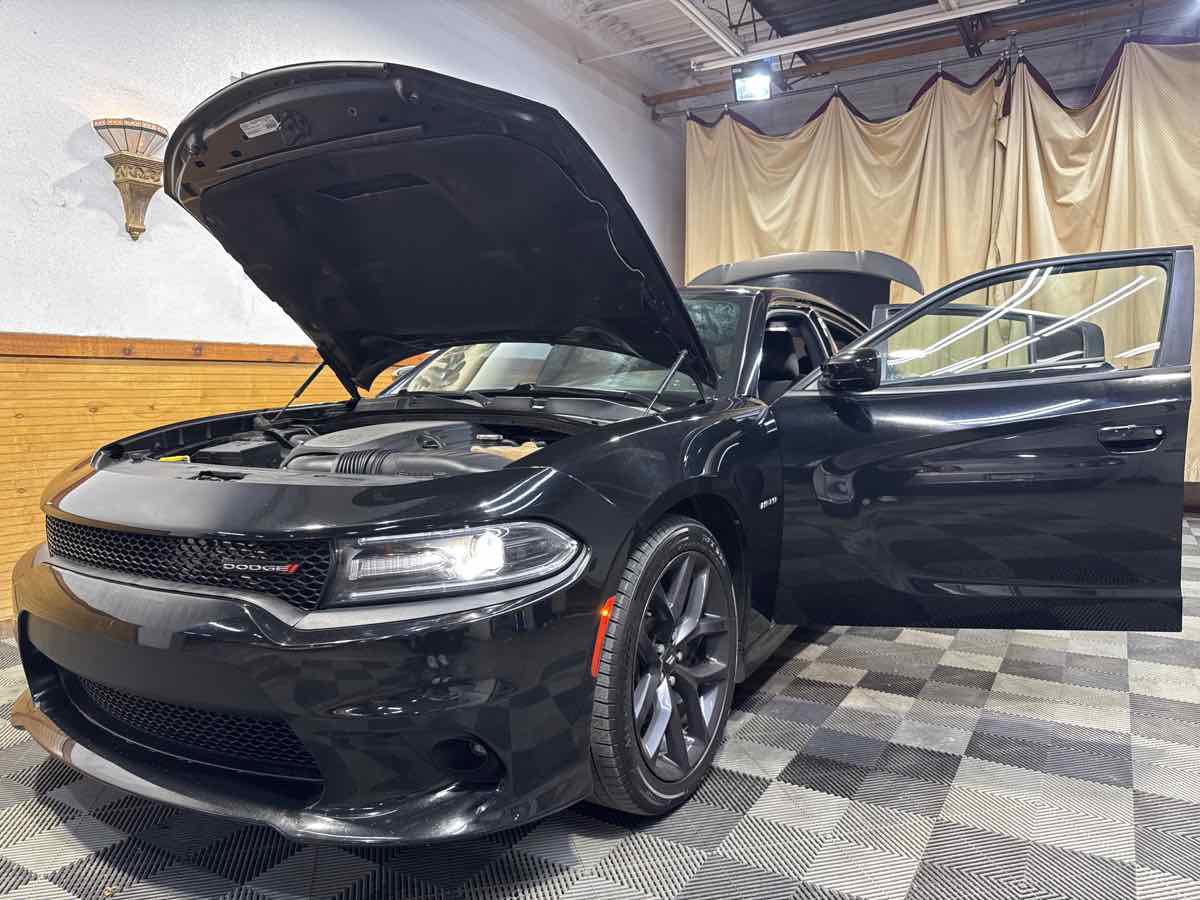 Used 2019 Dodge Charger R/T w/ Driver Confidence Group RWD image 11