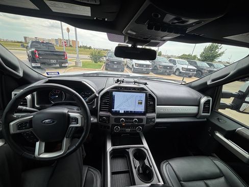 Used 2022 Ford F250 Lariat w/ Tremor Off-Road Package AWD/4WD image 33