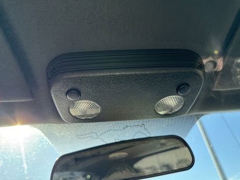 Used 2007 Ford Mustang Deluxe image 24