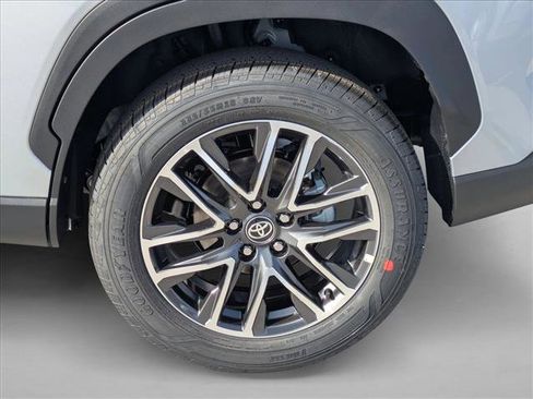 New 2026 Toyota Corolla Cross XLE image 10